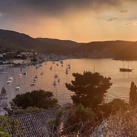 Stunning View-maleni *