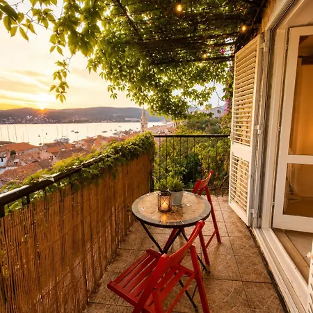 Stunning View-maleni Apartman