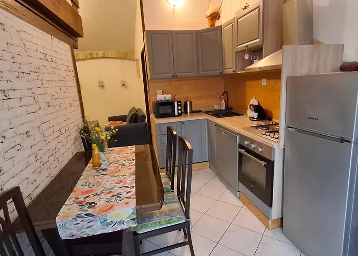 Apartment Stunning View-maleni Vis